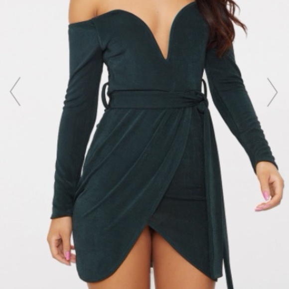 PrettyLittleThing Dresses & Skirts - PLT Sweetheart Tie Waist Bodycon Wrap Dress (US12)